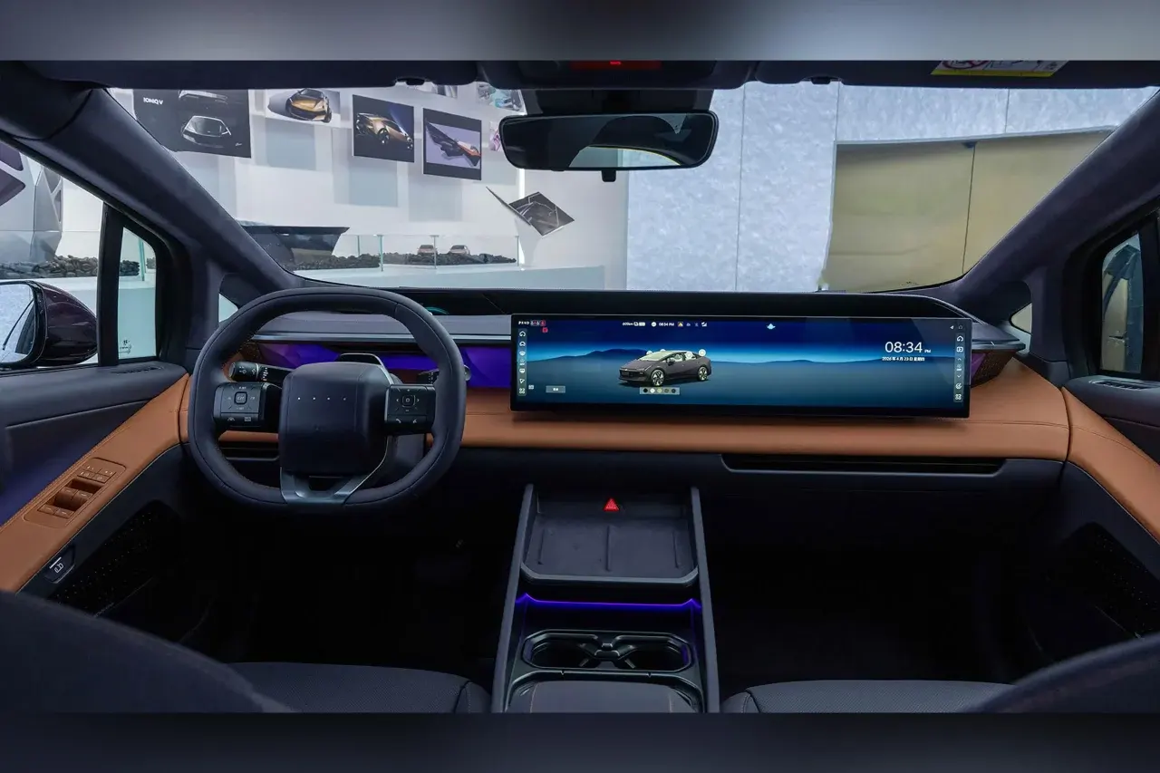 Hyundai Ioniq V