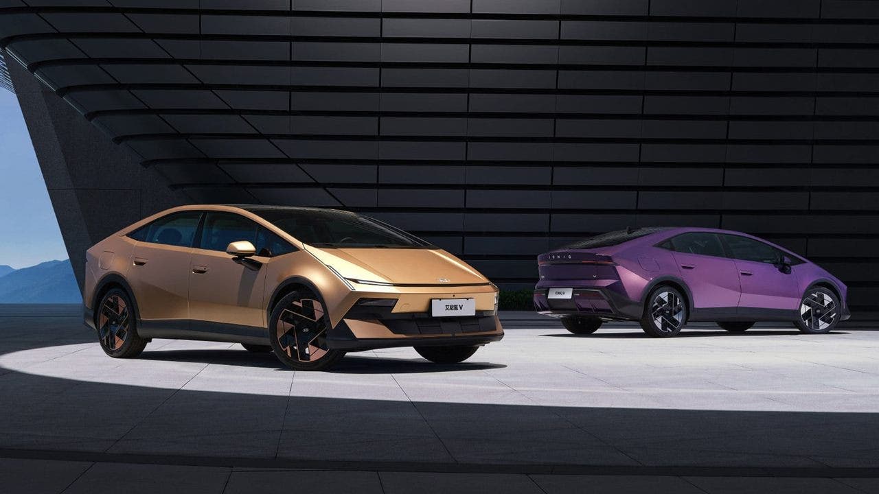 Hyundai Ioniq V
