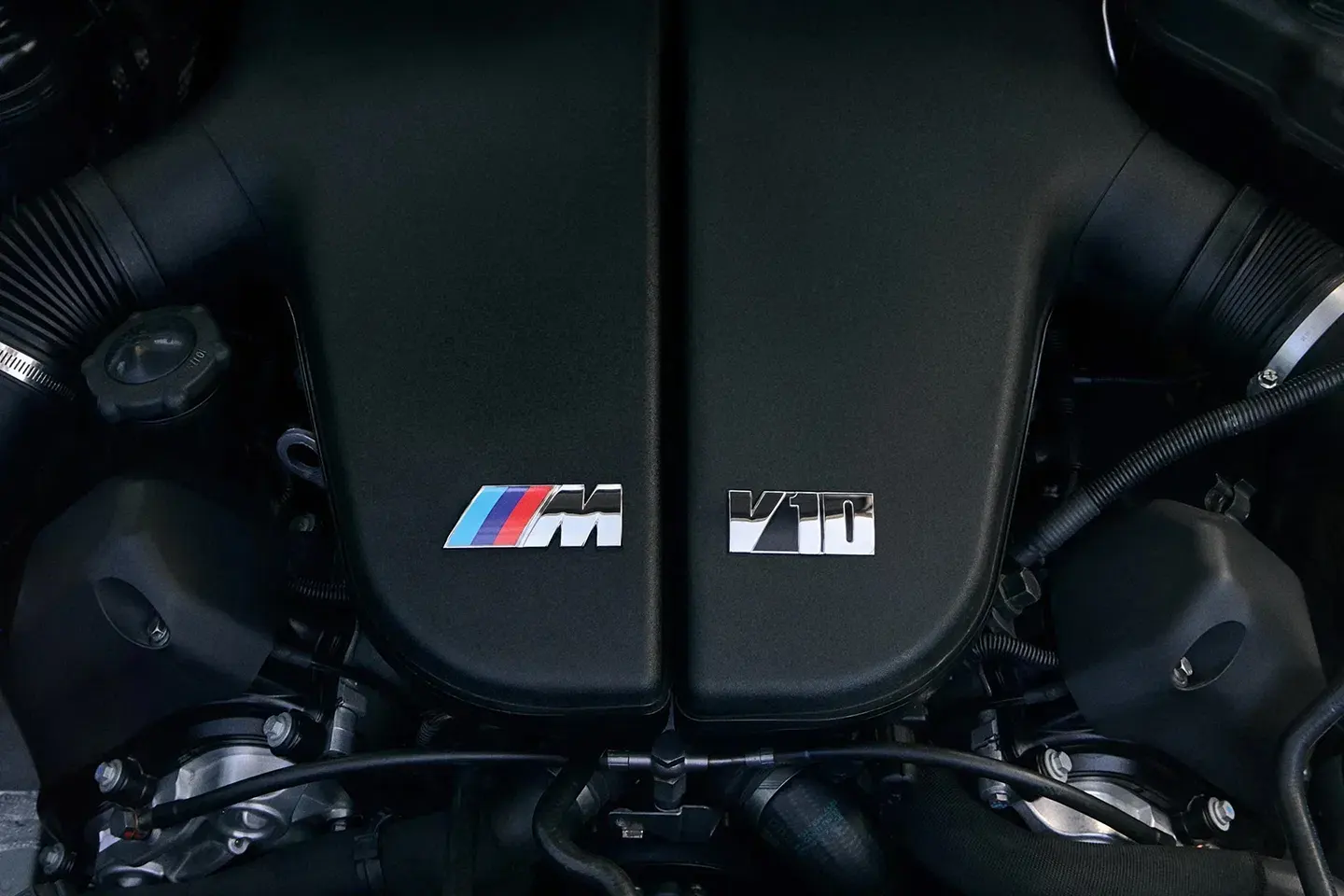 Kith - BMW X5 E53