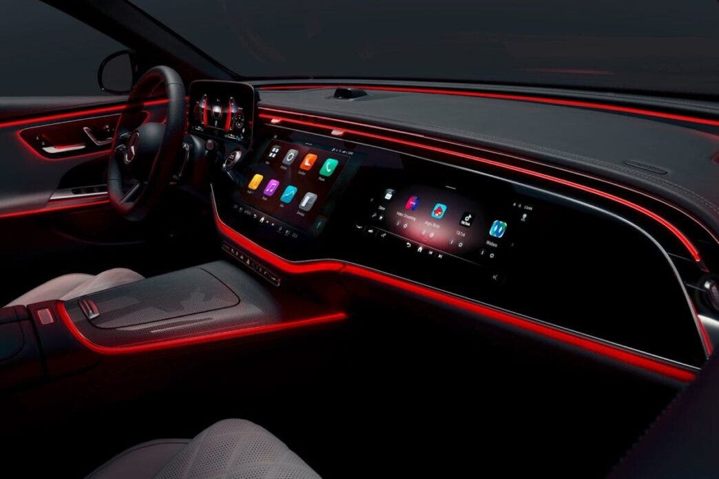Mercedes interni