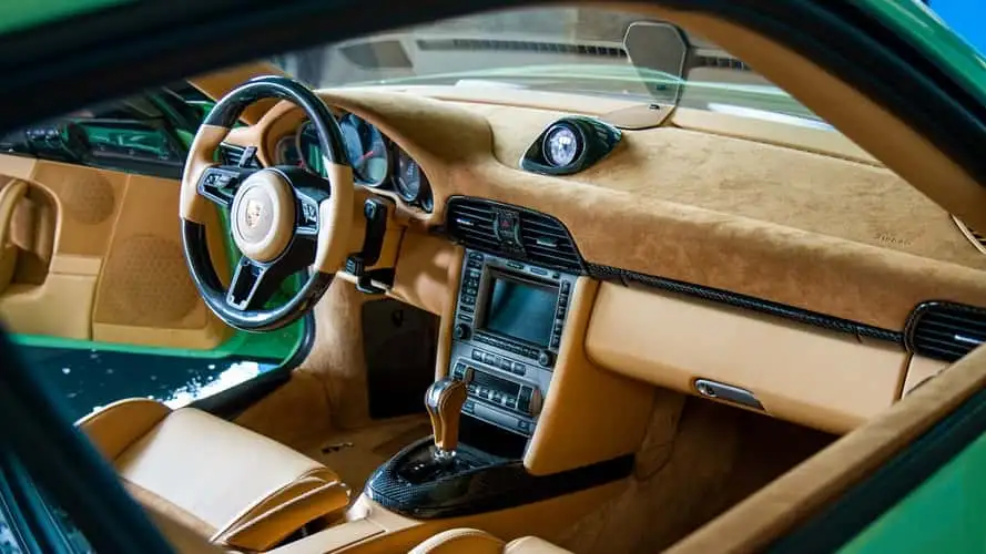 Porsche 911 - Indecent 009