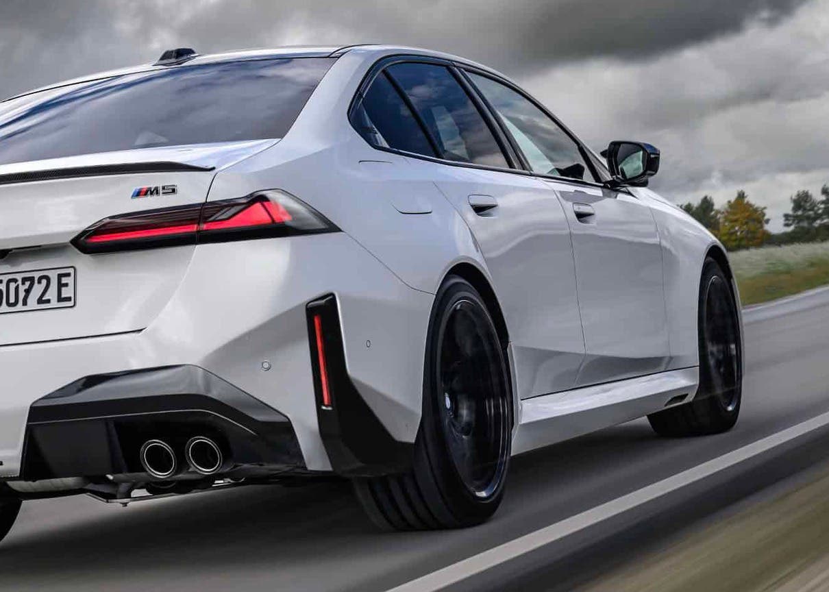 BMW M5 G90 restyling