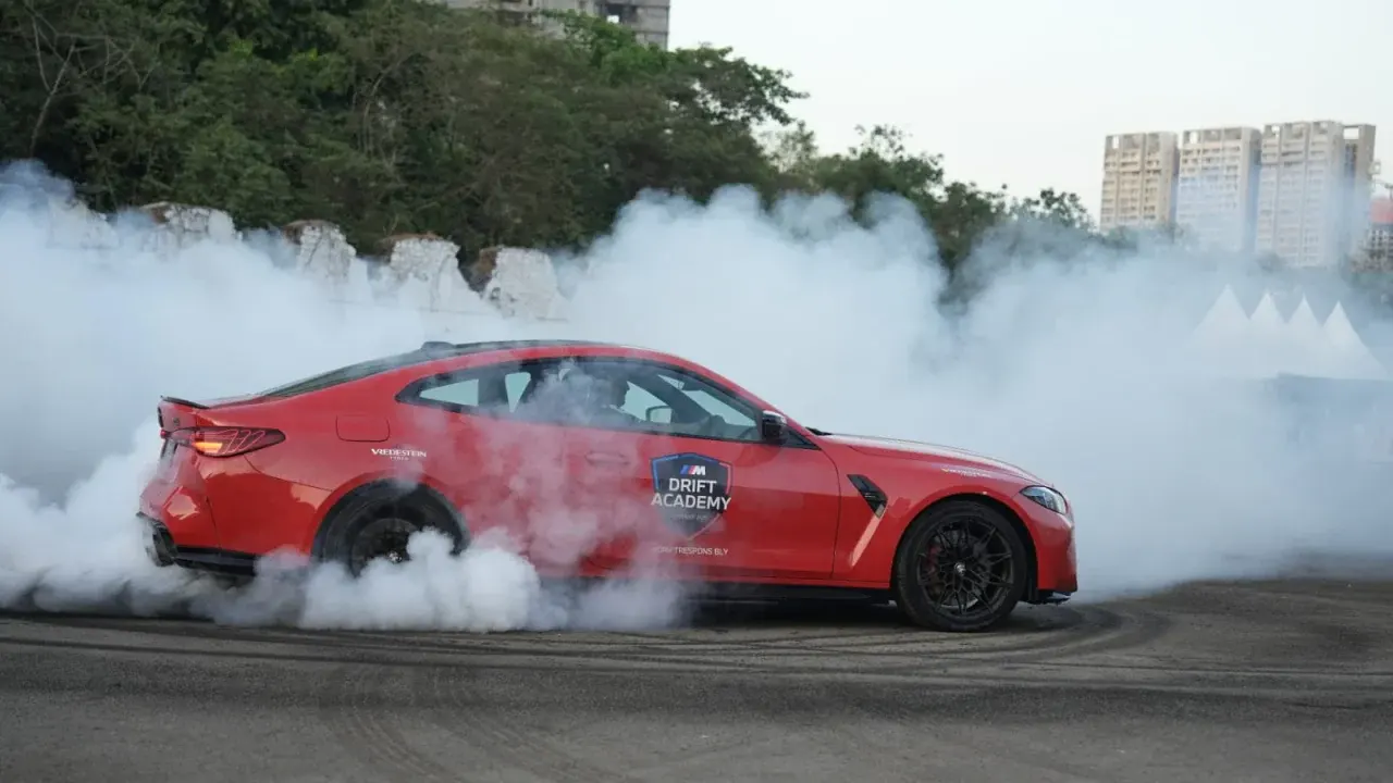 BMW drifting