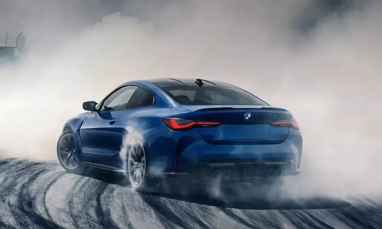 BMW drifting