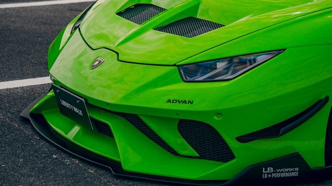 LB Silhouette WORKS Liberty Walk - Lamborghini Huracán