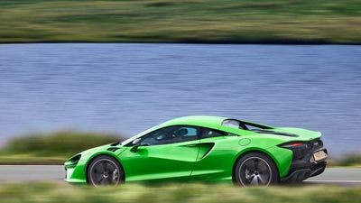 mclaren artura