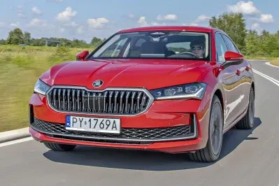 skoda superb 2026