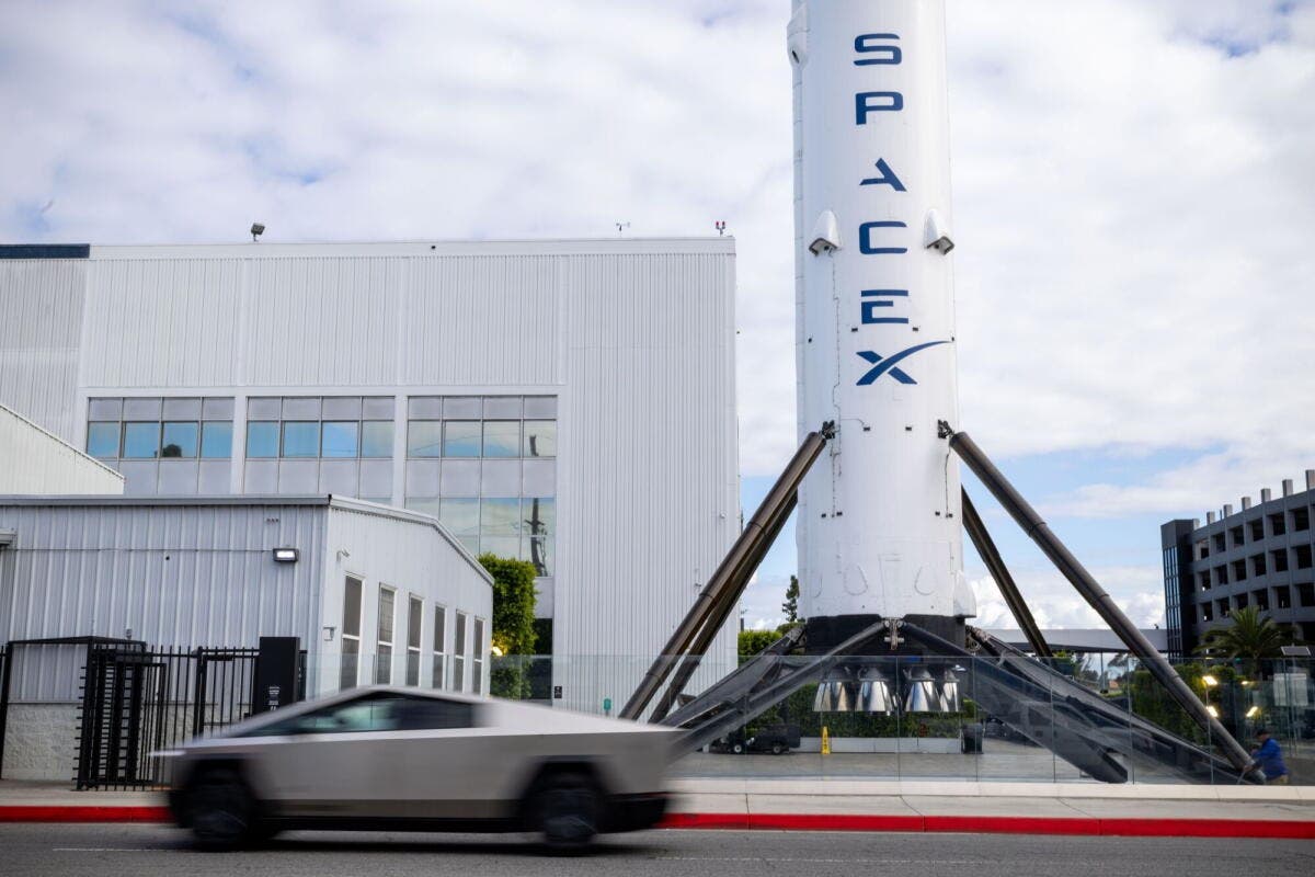 Tesla cybertruck, spacex