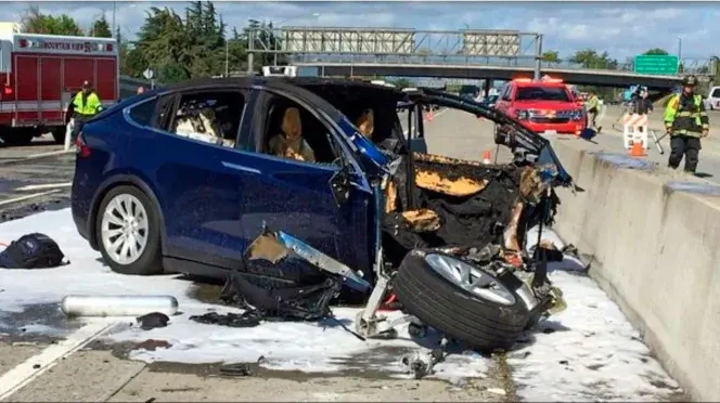 tesla, fsd autopilot incidente