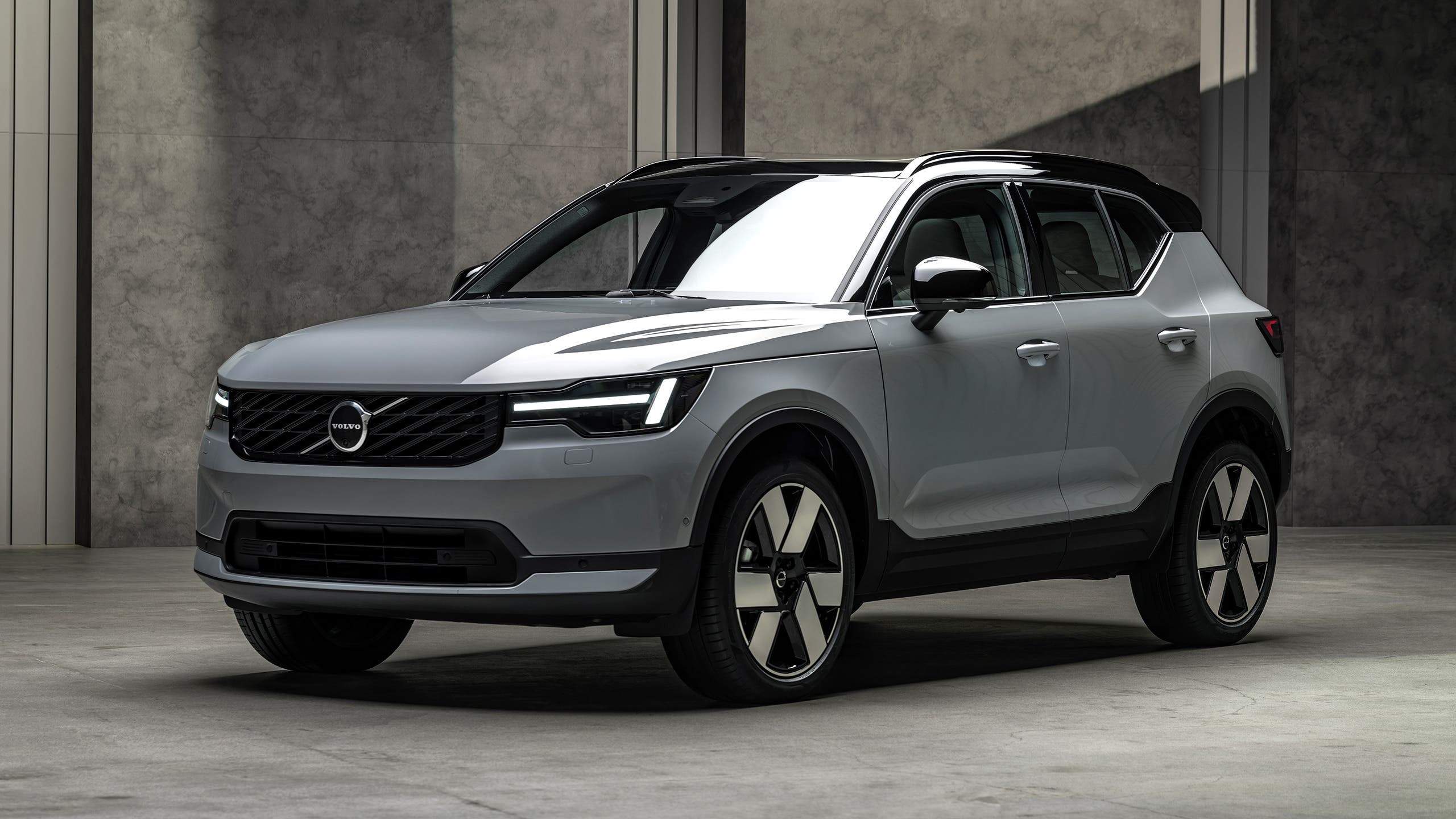 Volvo XC40 2027