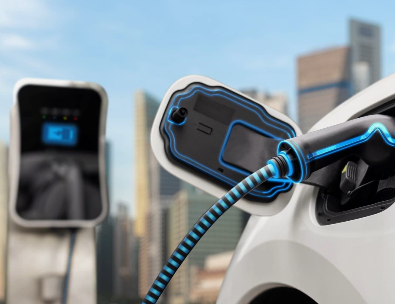 auto elettrica, batteria in carica