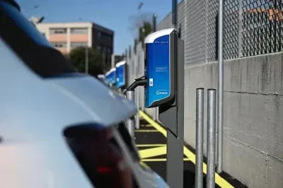 auto elettriche, ricarica