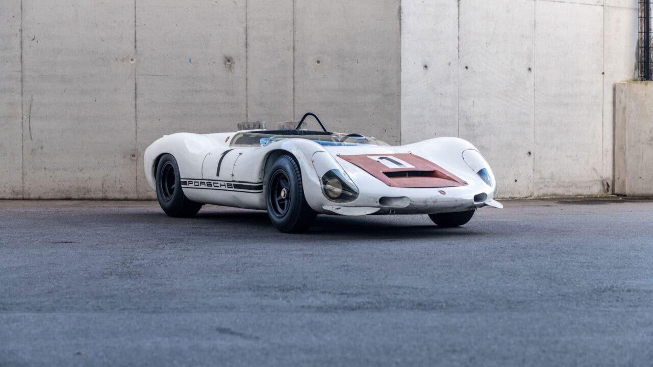 Porsche 910