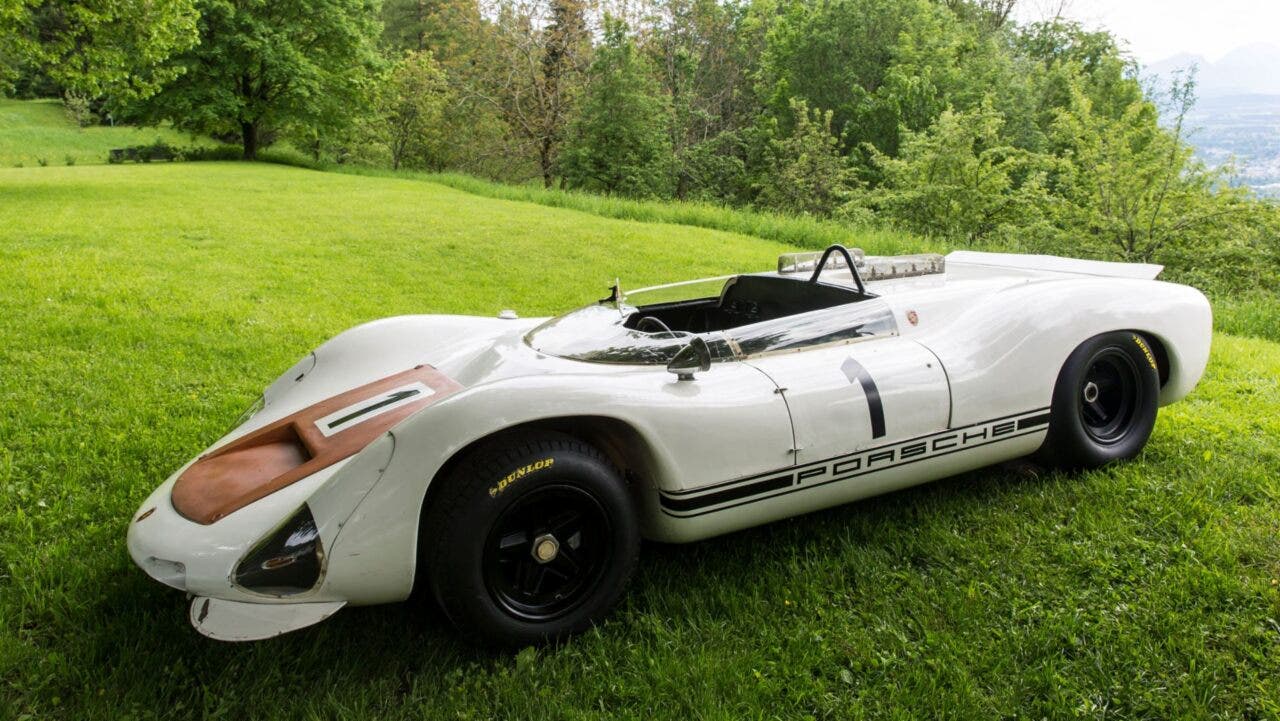 Porsche 910