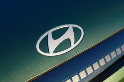 hyundai ioniq badge