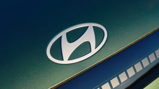 hyundai ioniq badge