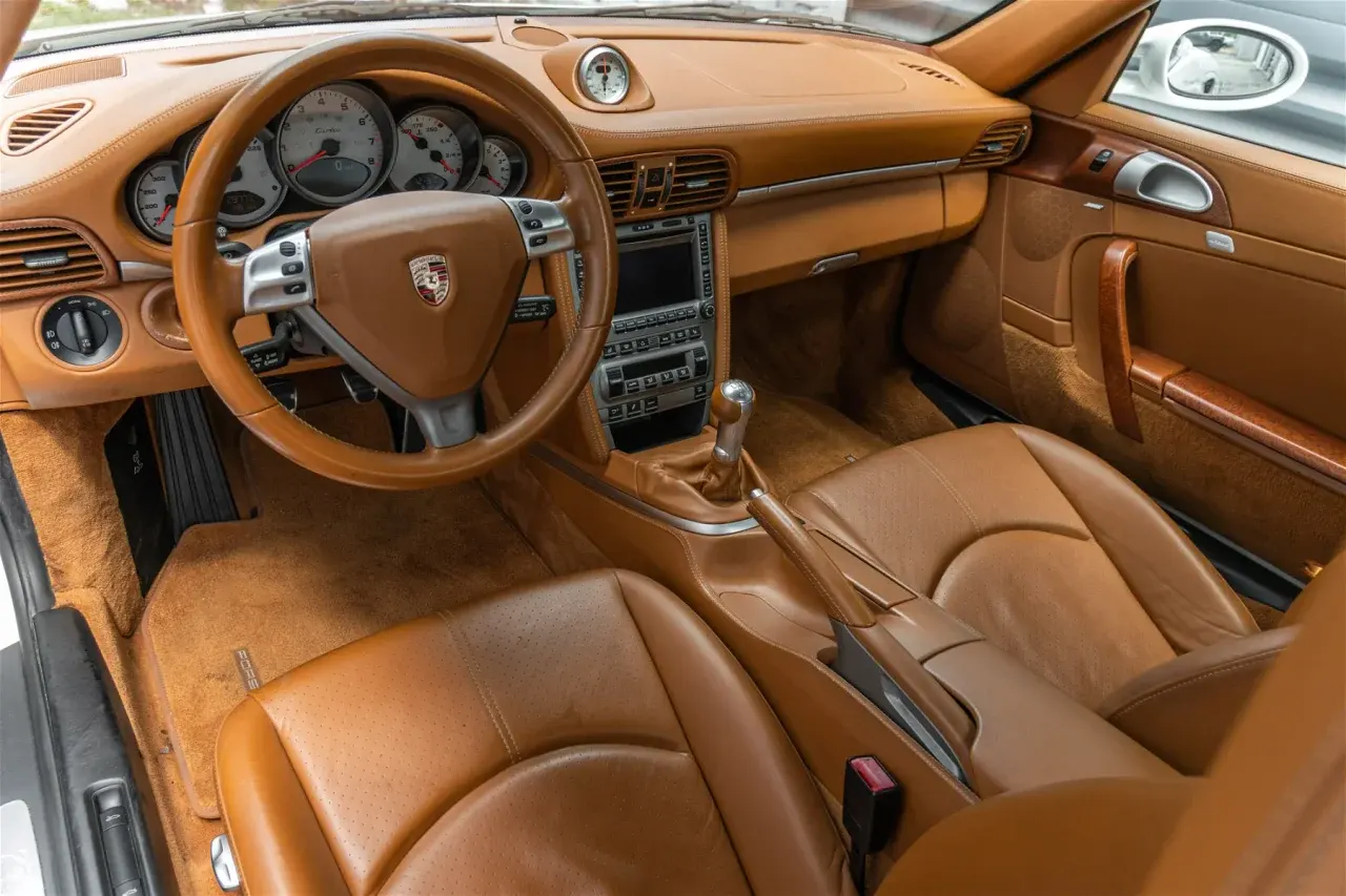 interni porsche 911 997