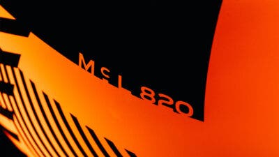 McLaren McL 820