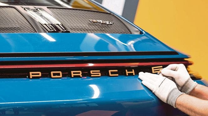 porsche badge