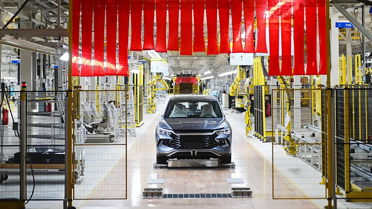 produzione auto elettrica in cina