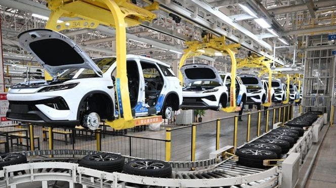 produzione auto elettrica in cina