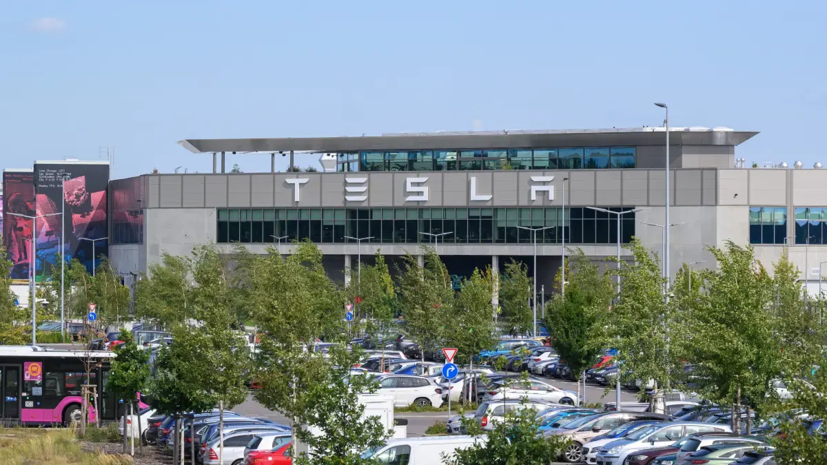 tesla, Grünheide