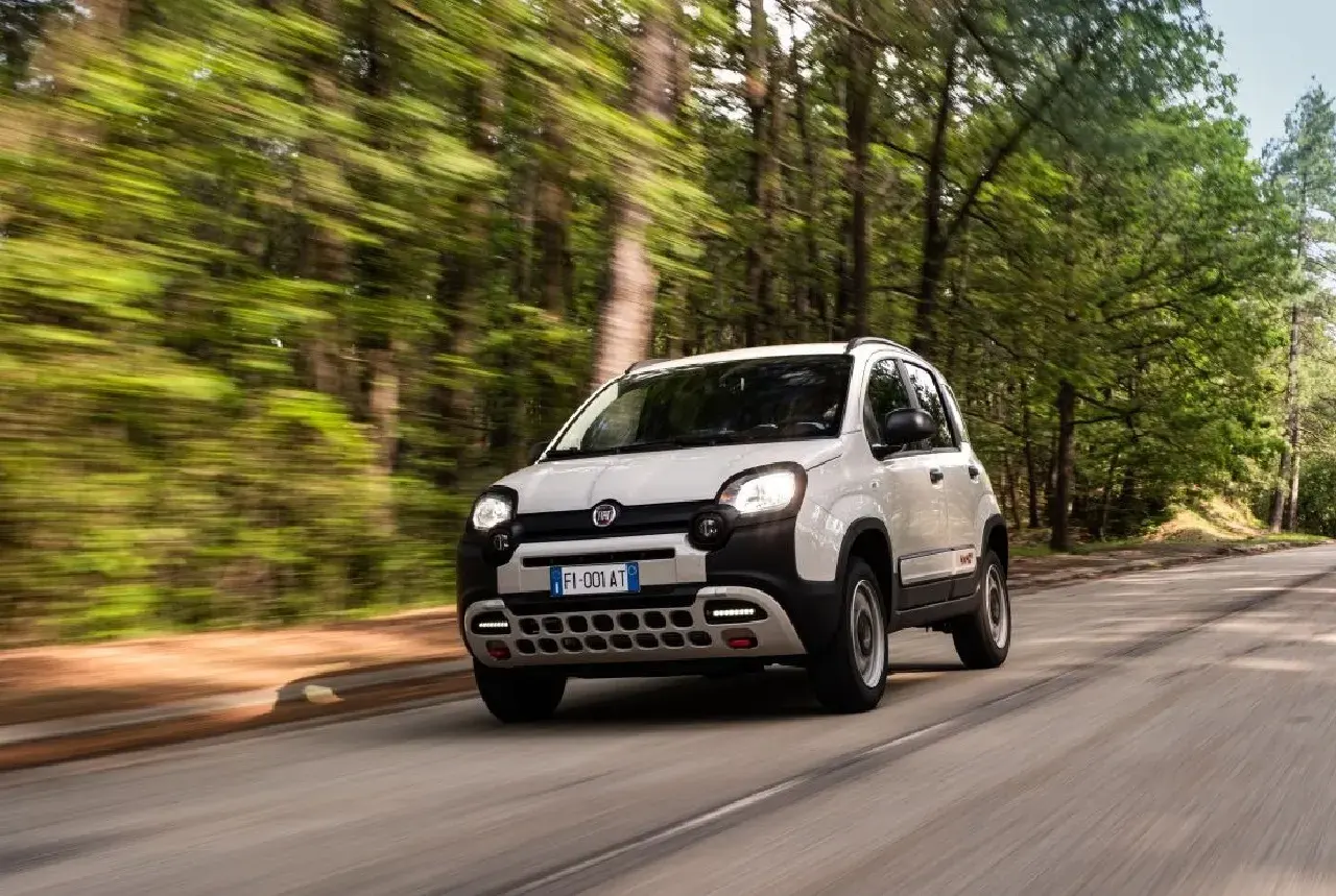 Stellantis to extend Fiat Panda production in Italy until 2026 -unions