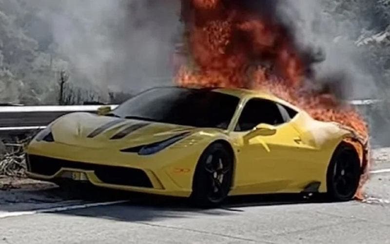 Ferrari 458 Speciale destroyed by flames