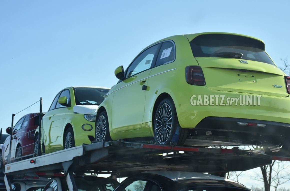 Fiat 500e Giallo Amalfi