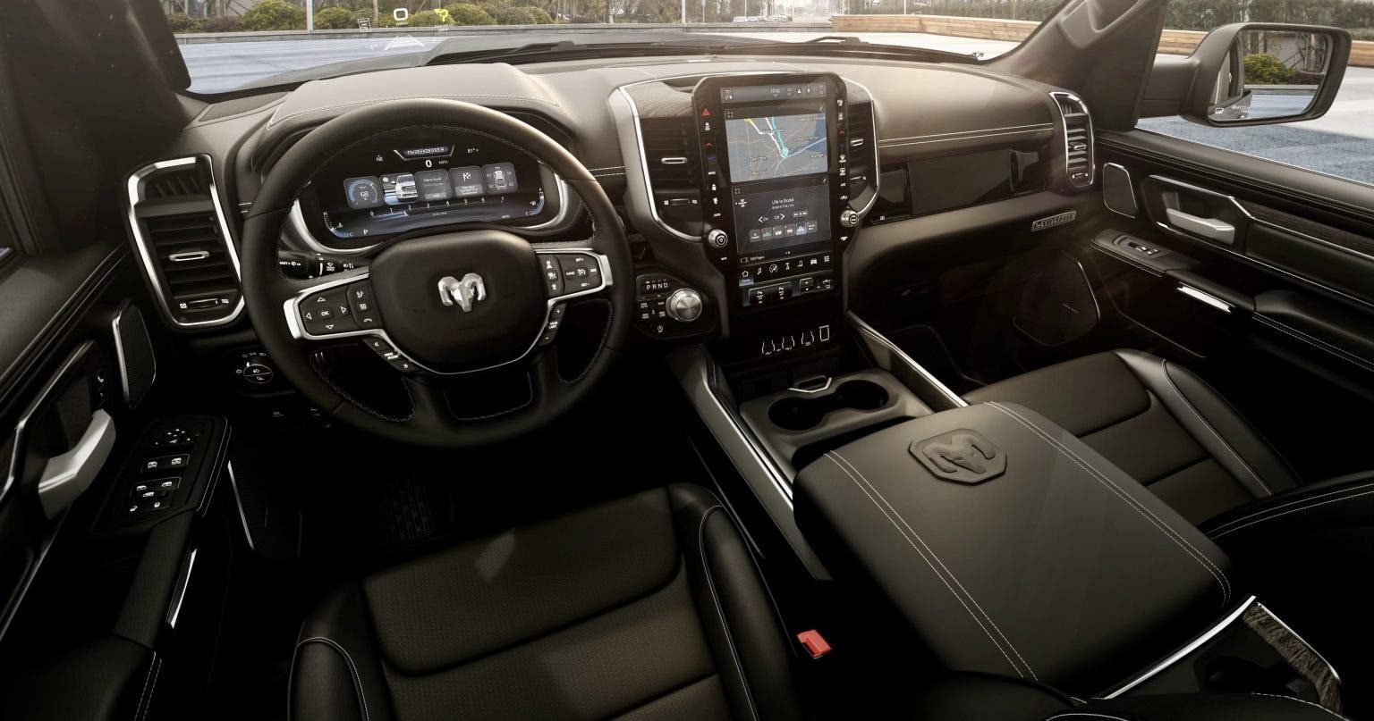 2025 Ram 1500 Laramie Night Edition Crew Cab 4×4