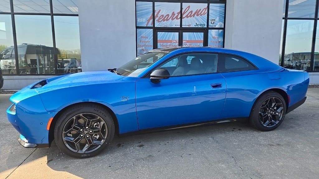 Dodge Charger Daytona Bludicrous