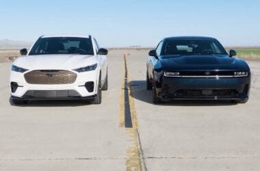 Dodge Charger Daytona vs Ford Mustang Mach-E GT drag race