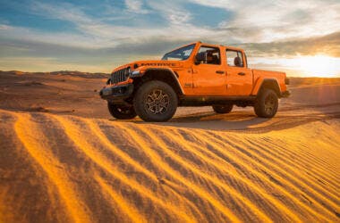2025 Jeep Gladiator in new exterior paint color Joose.