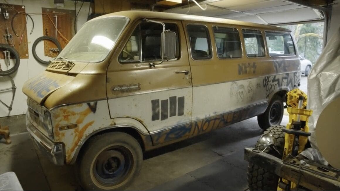 Melvins' 1972 Dodge Sportsman