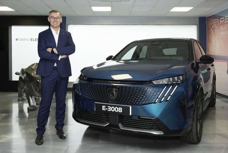Peugeot CEO Favey