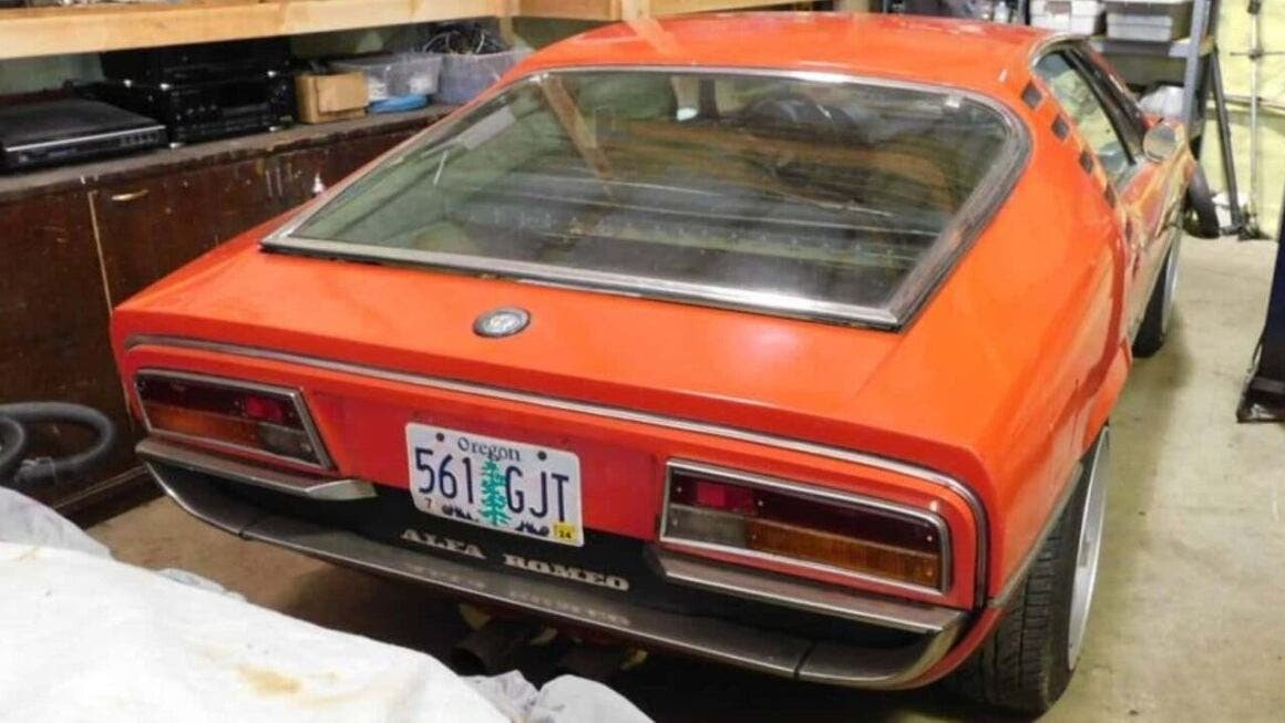 Alfa Romeo Montreal