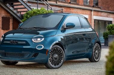 2025 Fiat 500e in new Ocean Mist exterior