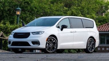 2026 Chrysler Pacifica 100th Anniversary Edition