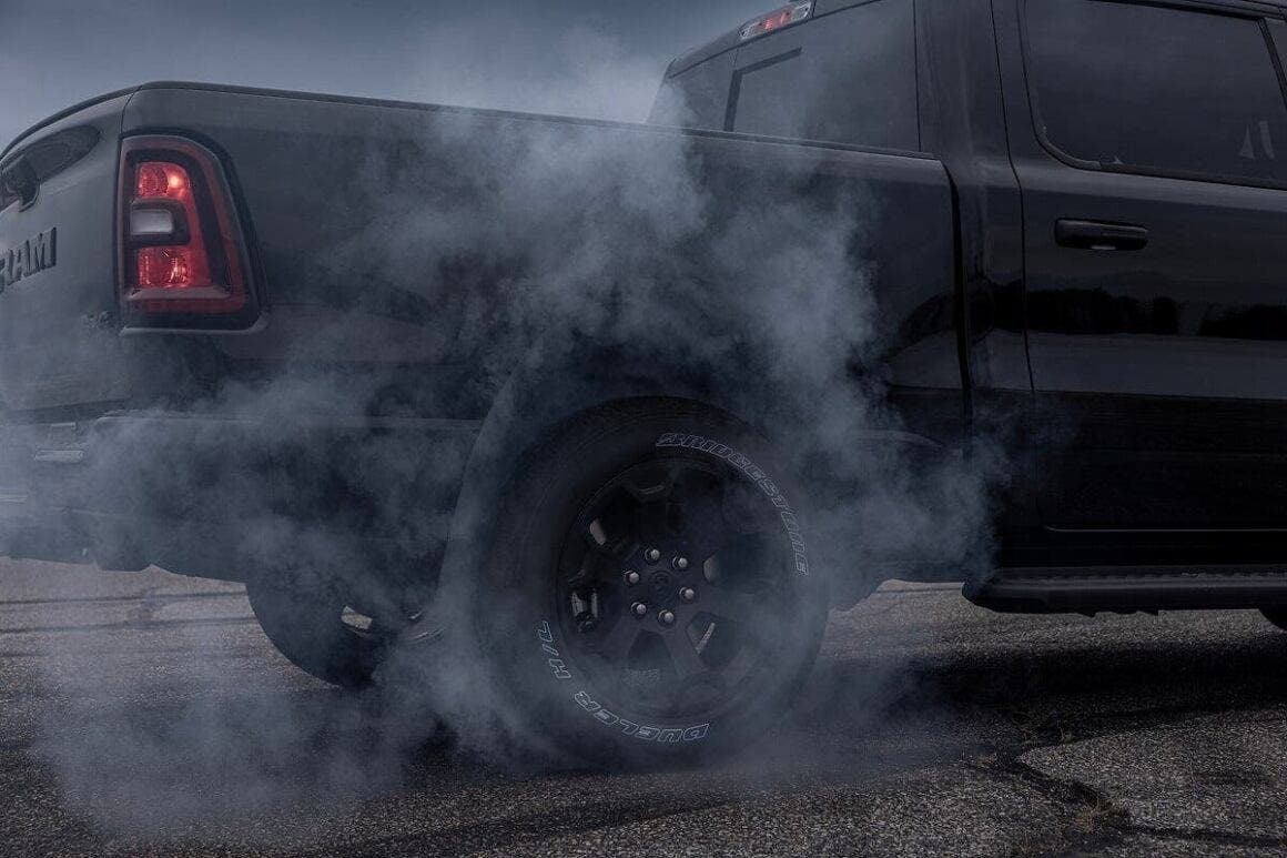 2026 Ram 1500 HEMI V8