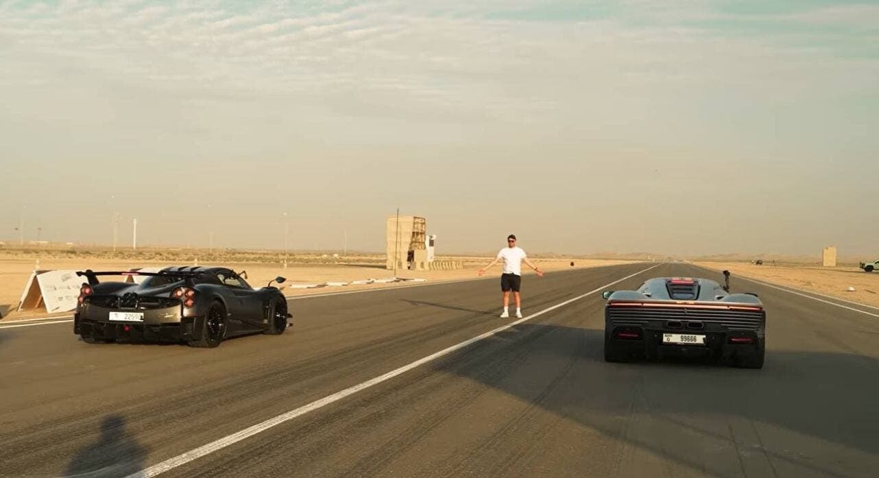 Ferrari Daytona SP3 vs Pagani Huayra