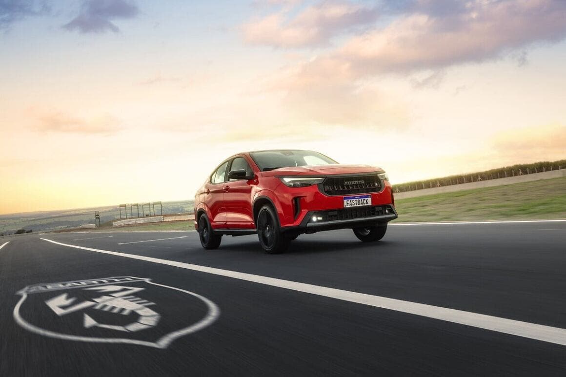Fiat_Fastback_Abarth_My26