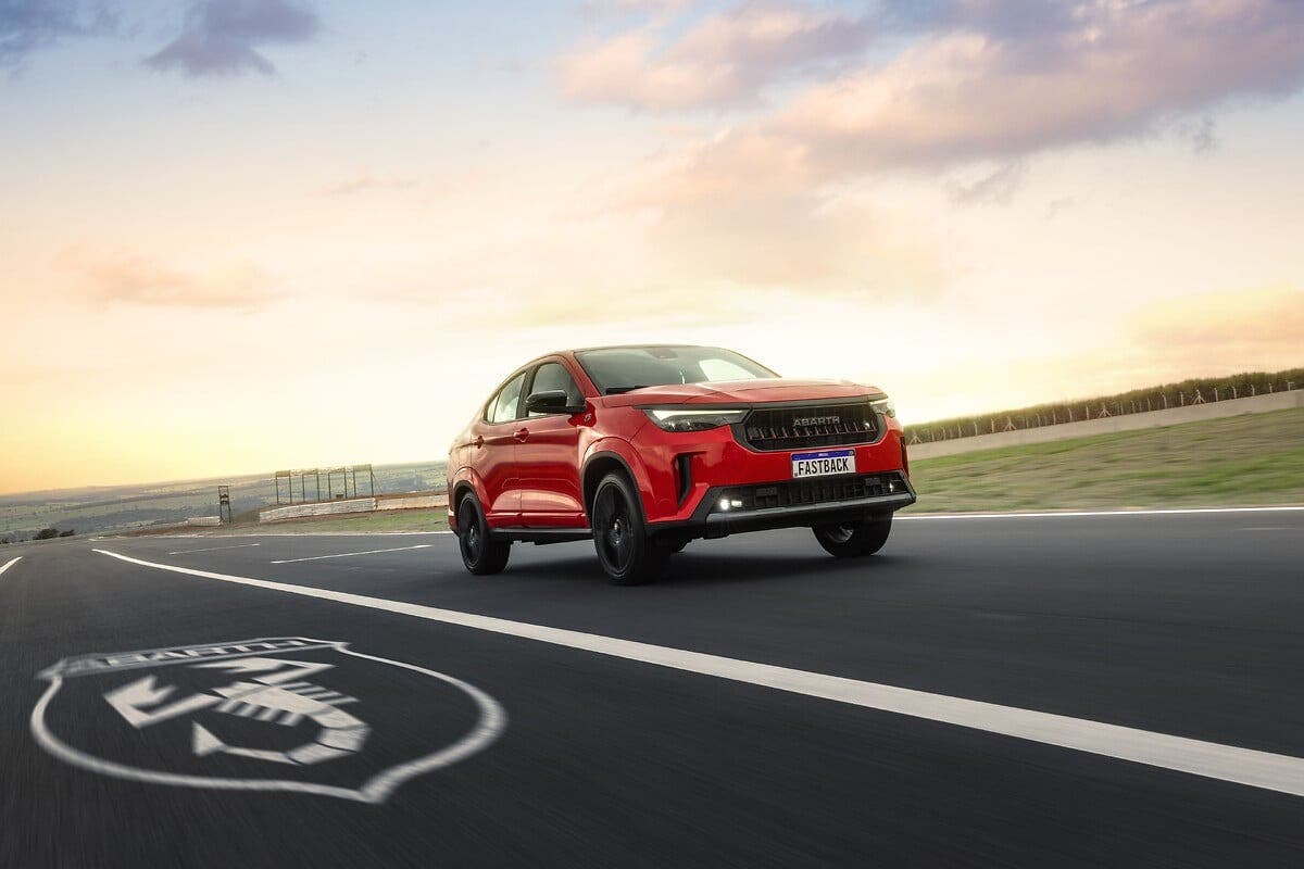 Fiat_Fastback_Abarth_My26