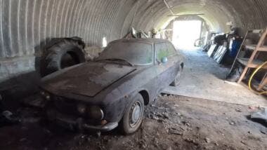 1971 Alfa Romeo GTV abandoned