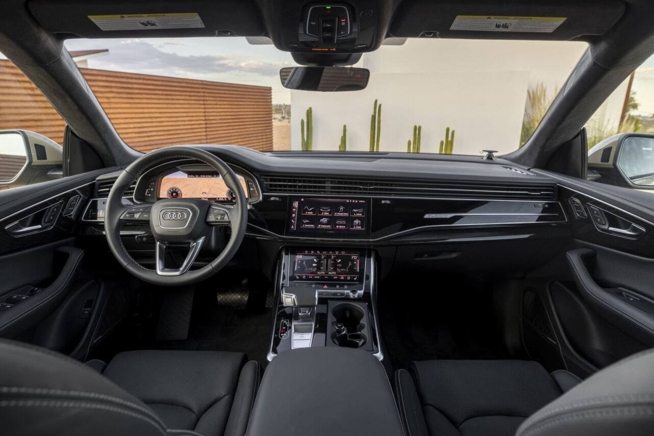 Audi Q8 2025