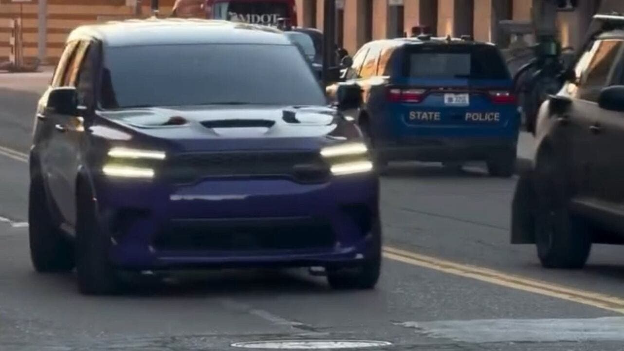 2026 Dodge Durango SRT HELLCAT spy photo