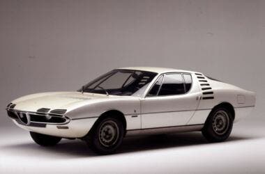 Alfa Romeo Montreal