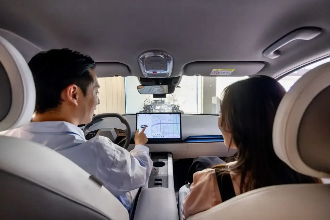 Hyundai Pleos Connect
