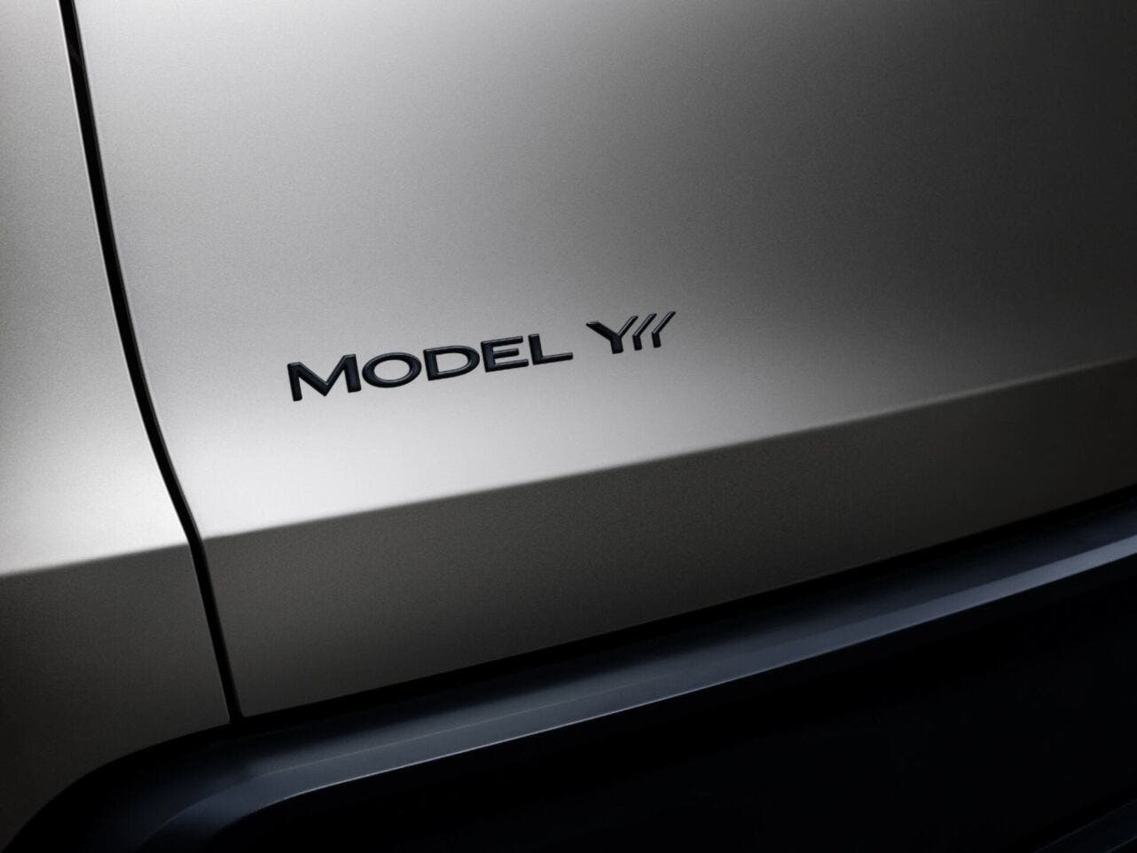 tesla Model YL
