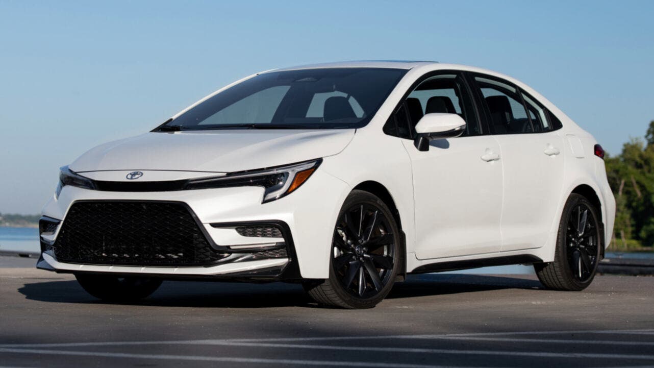 toyota corolla sedan 2025