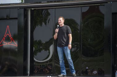 Dodge CEO Matt McAlear announces the new SIXPACK-powered 2026 D